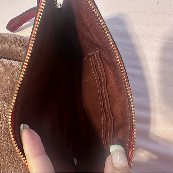 Coach Large Corner Zip Red Wristlet NWOT Sharp